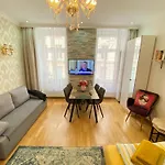 Inter Apartment Vienna